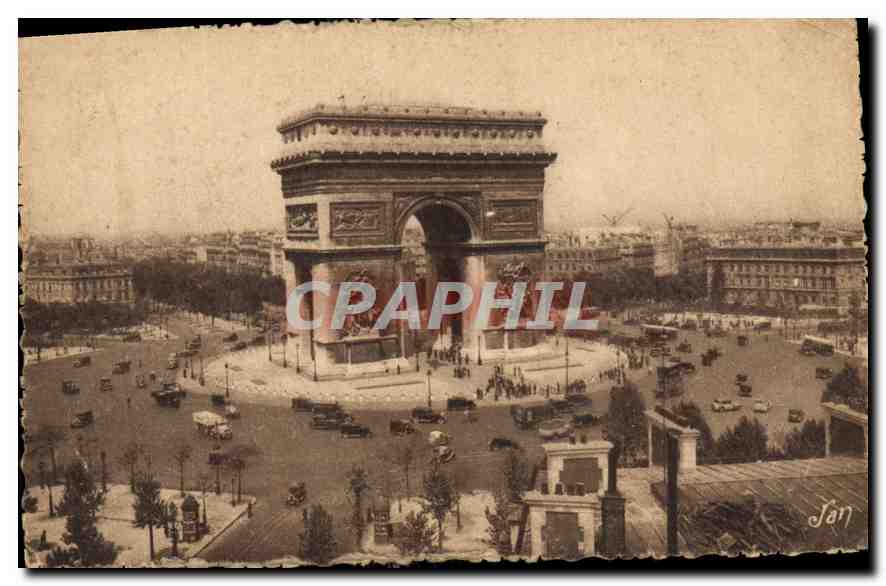 CPA Paris La Plage de l'Etoile et l'Arc de Triomphe 