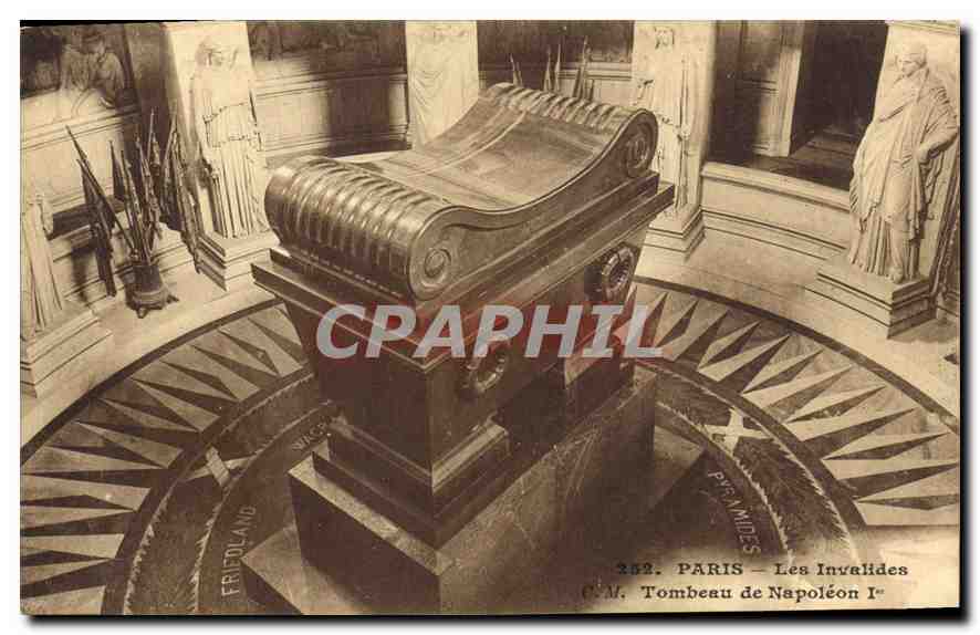 CPA Paris Les Invalides Tombeau de Napoleon Ier 
