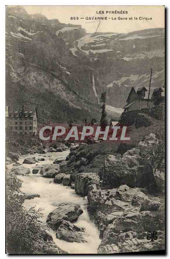CPA Les Pyrenees Gavarnie Le Gave et le Cirque 