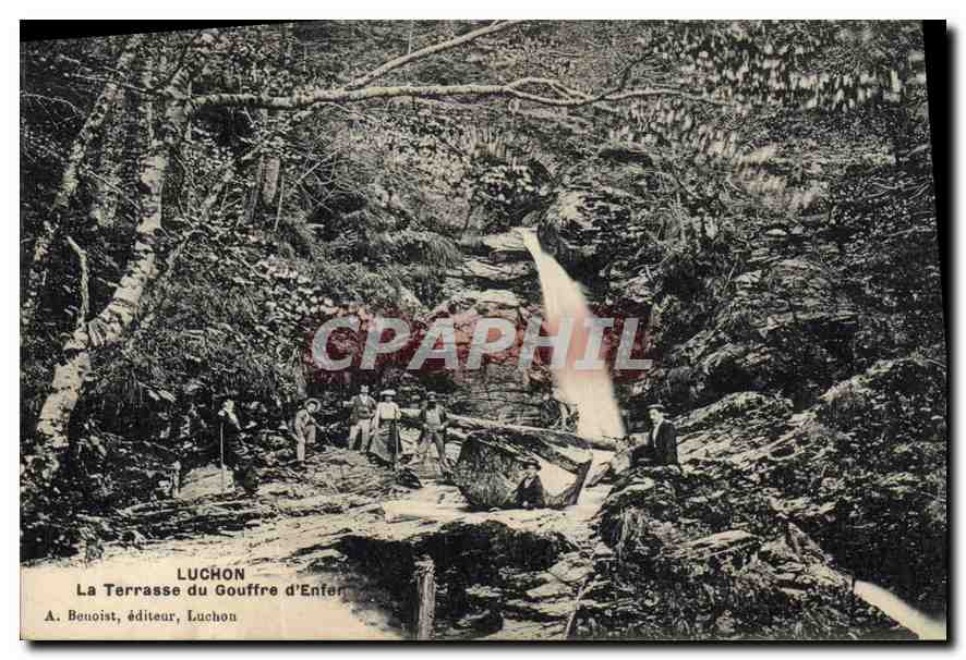 CPA Luchon La Terrasse du Gouffre d'Enfer 