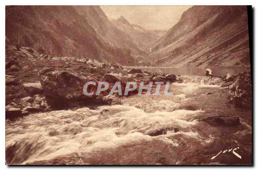 CPA Cauterets Environs Hautes Pyrenees Le Lac Gaube 
