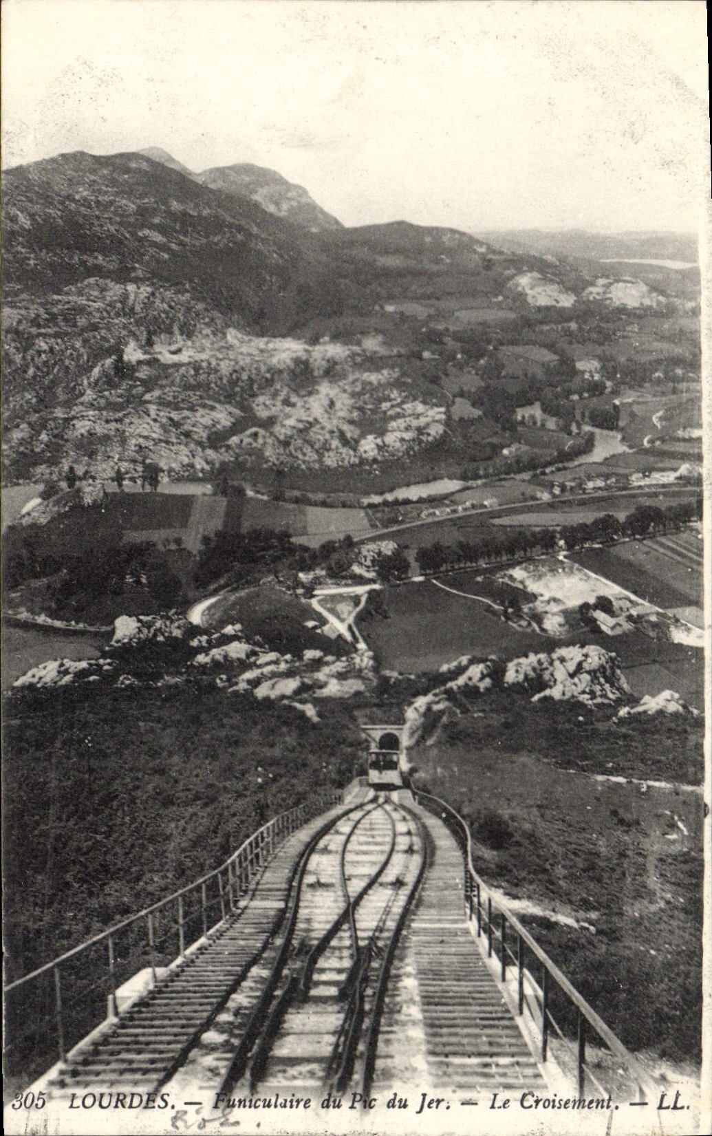 CPA Lourdes Funiculaire du Pic du Jer Le Croisement 