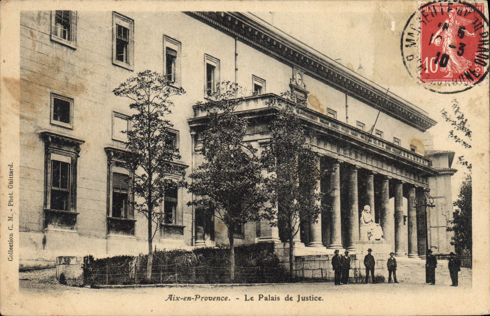 Aix-en-Provence — Le Palais de Justice — Phot. Guittard