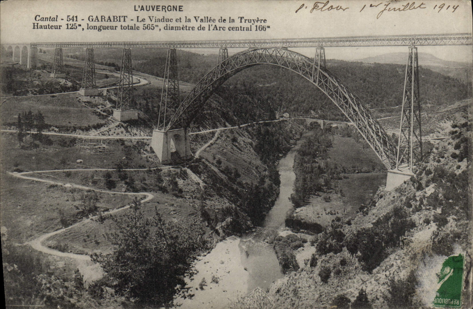 CPA L'Auvergne Cantal Garabit Le Viaduc et la Vallee de la Truyere 
