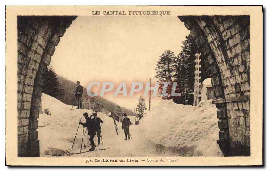 CPA Le Cantal Pittoresque Le Lioran en Hiver Sortie du Tunnel 