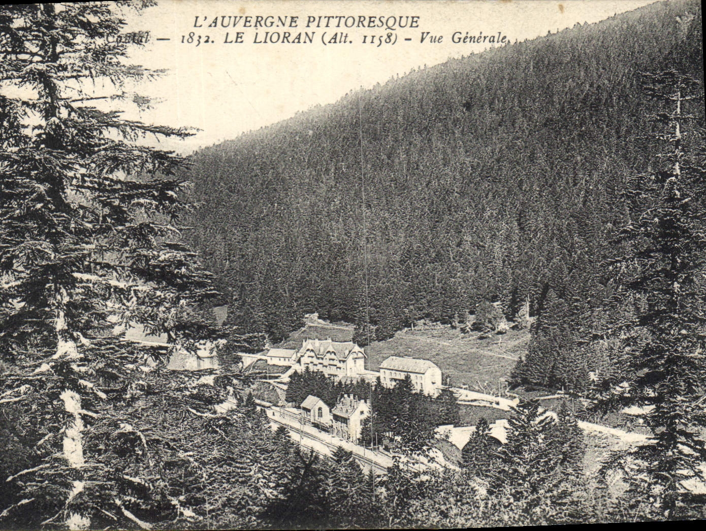 CPA L'Auvergne Pittoresque Cantal Le Lioran Vue Generale 