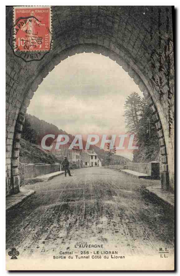 CPA L'Auvergne Cantal Le Lioran Sortie du Tunnel Cote du Lioran 