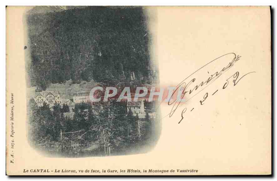 CPA Le Cantal Le Lioran vu de face la Gare les Hotels la Montagne de Vassiviere 