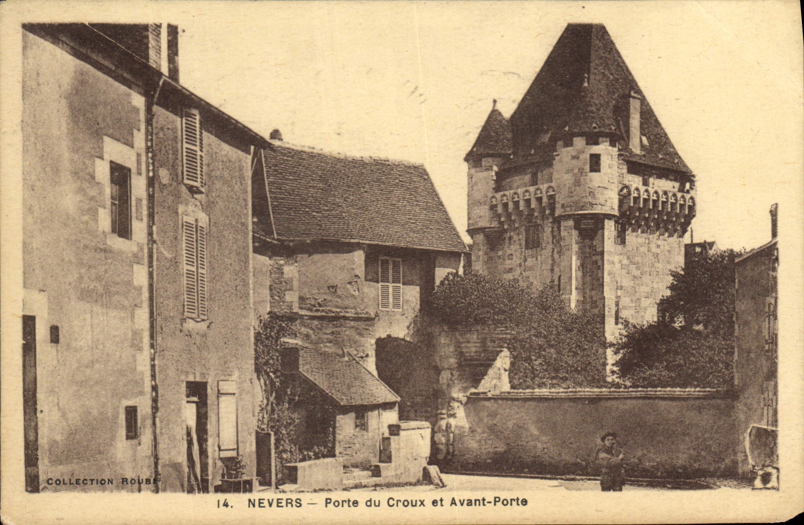 CPA Nevers Porte du Croux et Avant Porte 