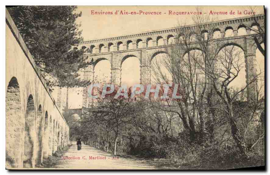 CPA Environs d'Aix en Provence Roquefavour Avenue de la Gare 