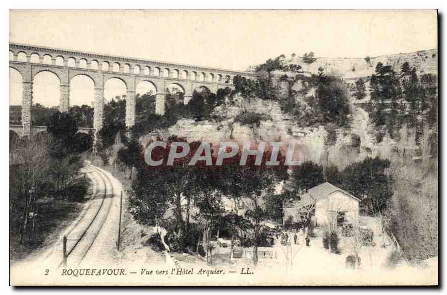 CPA Roquefavour Vue vers l'Hotel Arquier 