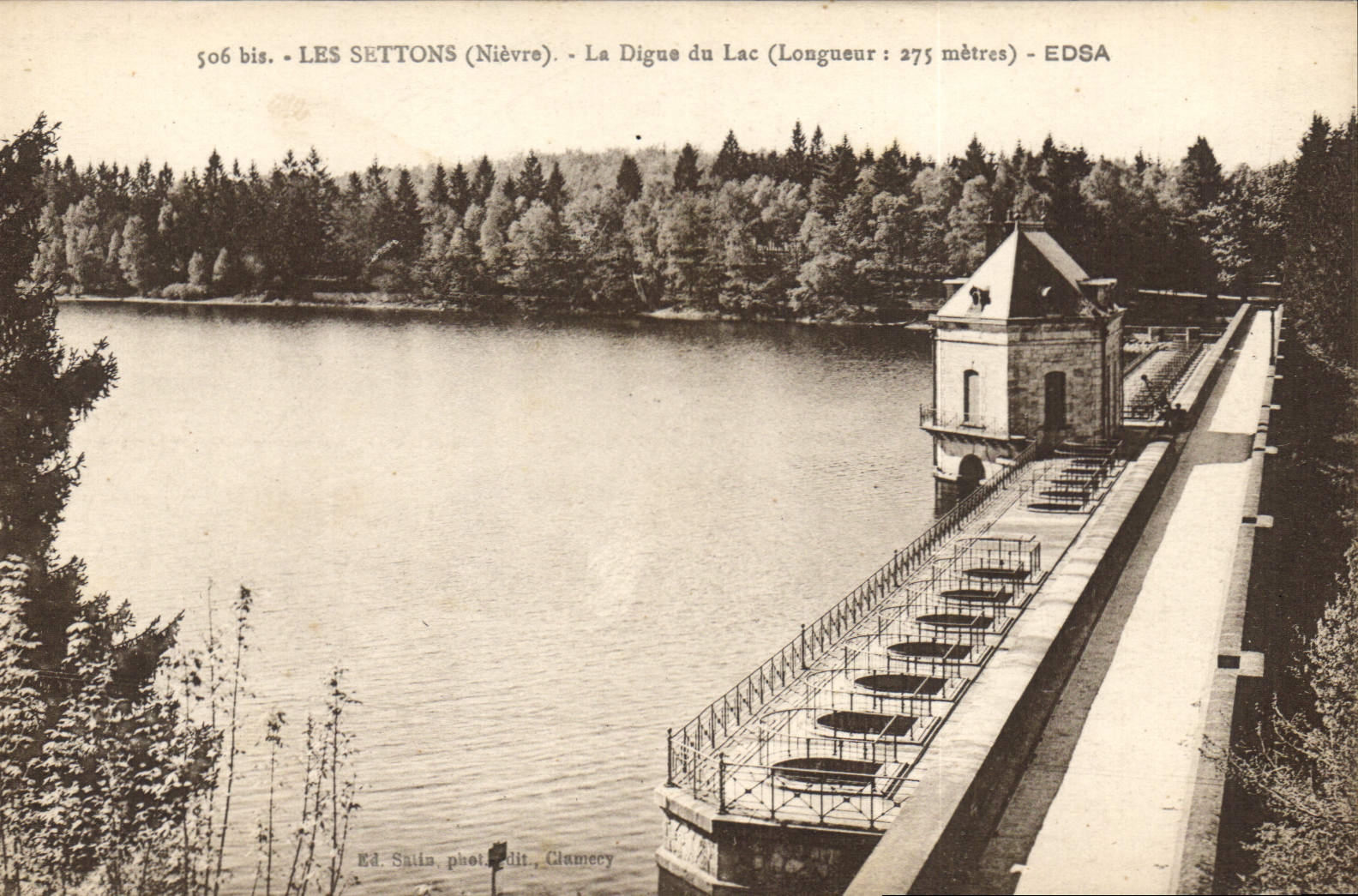 CPA Les Settons Nievre la Digue du Lac 