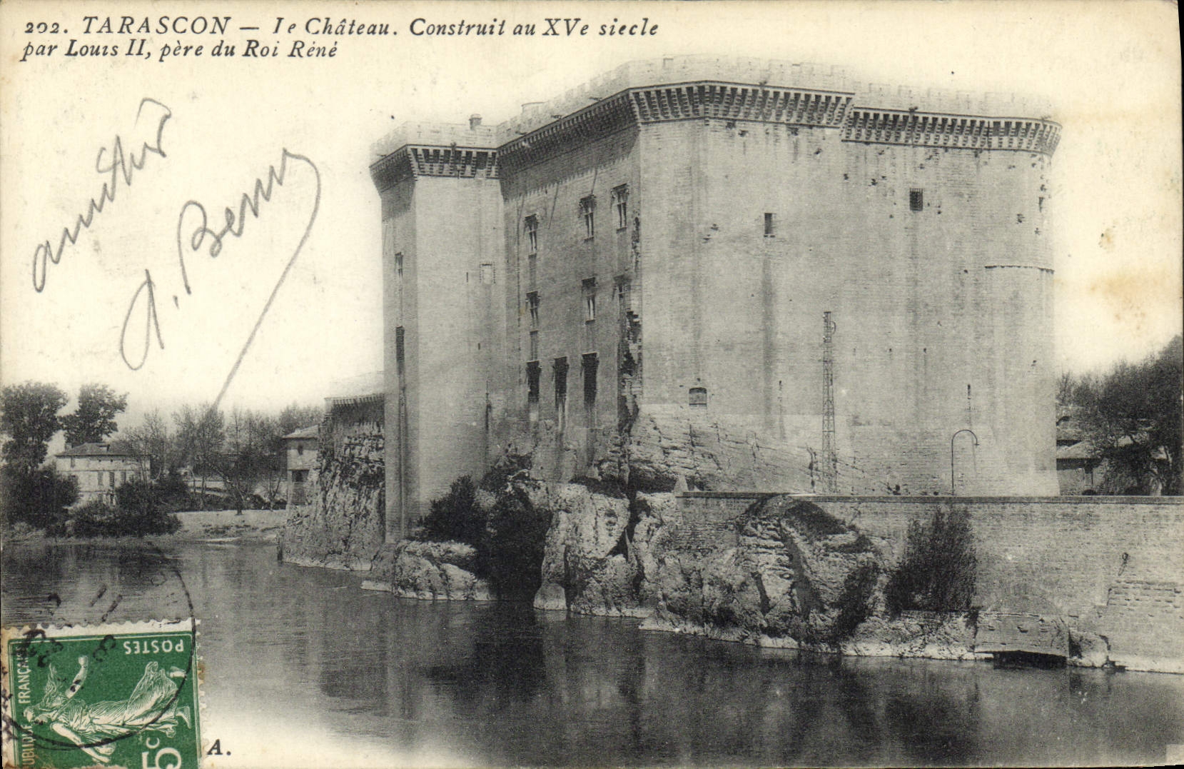 Tarascon — Le Château — Construit au XVème siècle par Louis II, père du Roi René