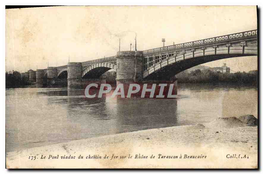 Le Pont viaduc du chehlin de fer sur le Rhône de Tarascon à Beaucaire — Coll. L.A. — n° 1775