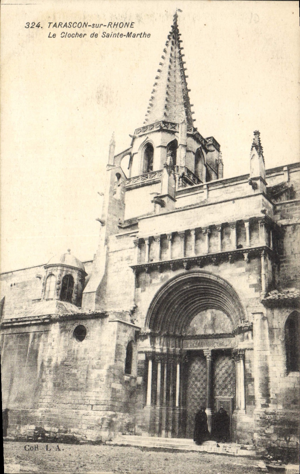 CPA Tarascon sur Rhone le Clocher de Sainte Marthe 