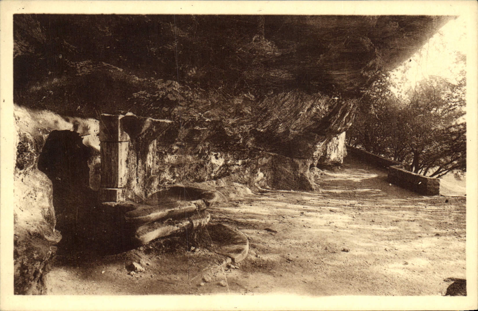 Grotte de Rochecourbière, die Quelle — Grignan — Verlag Dessemond, n°22