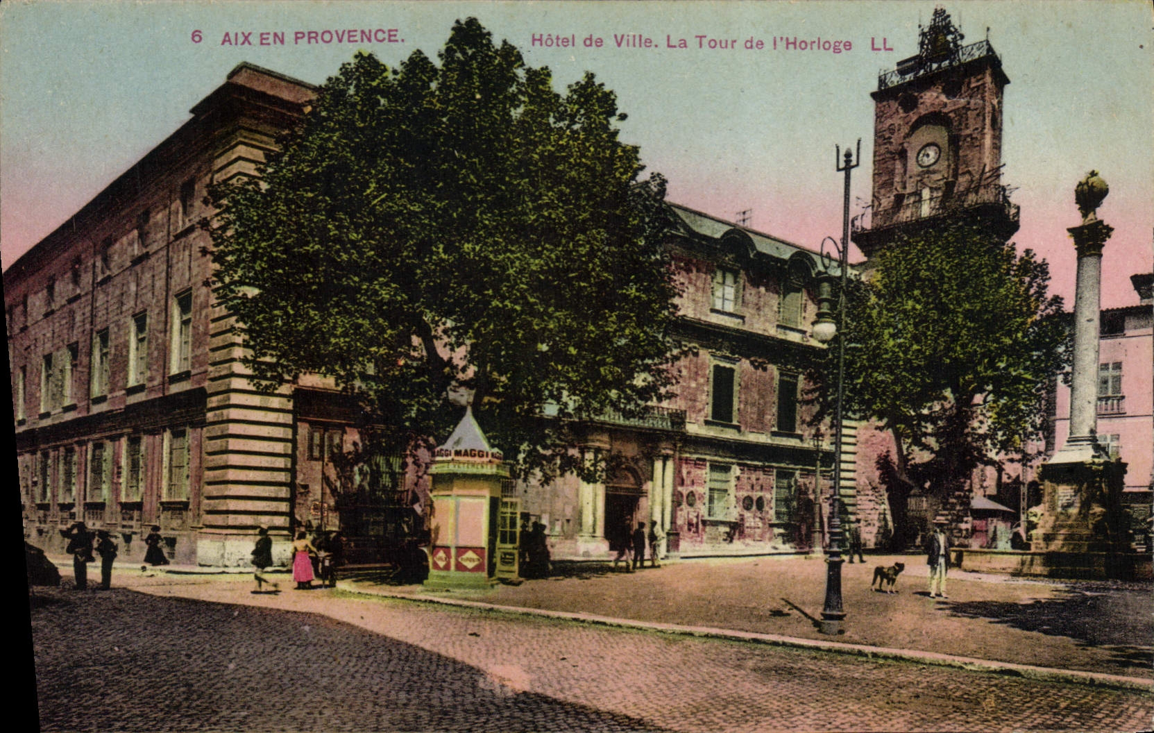 Aix-en-Provence — Hôtel de Ville et La Tour de l'Horloge — LL