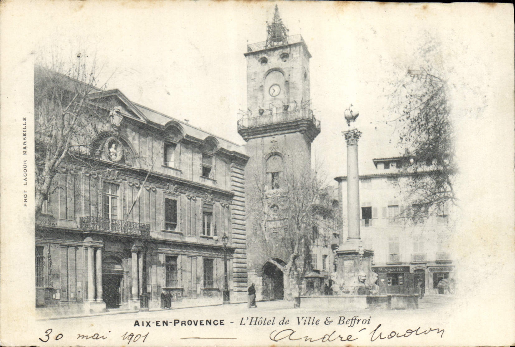 Aix-en-Provence — Das Rathaus & Glockenturm — Fot. Lacour Marseille