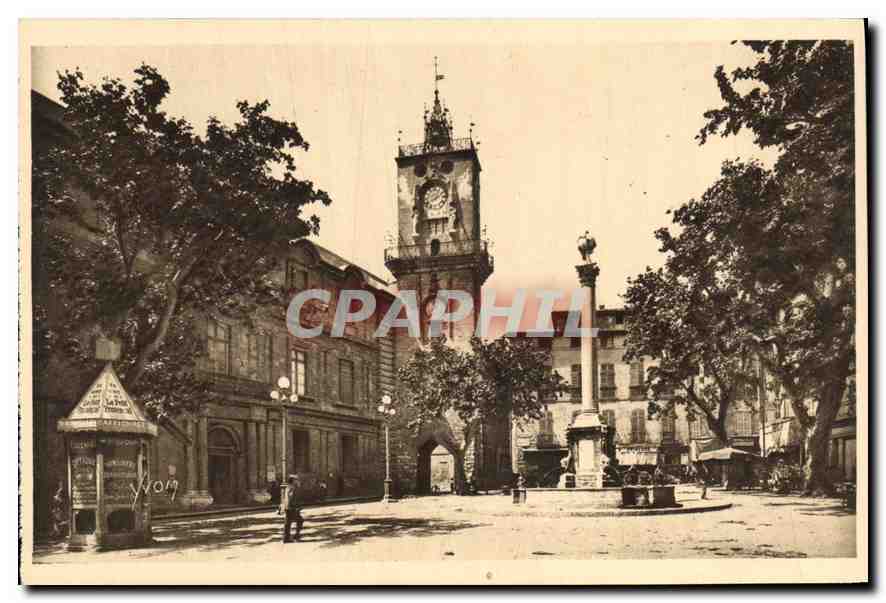 Aix-en-Provence — L'Hôtel de Ville et la Place — Les Éditions d'Aix
