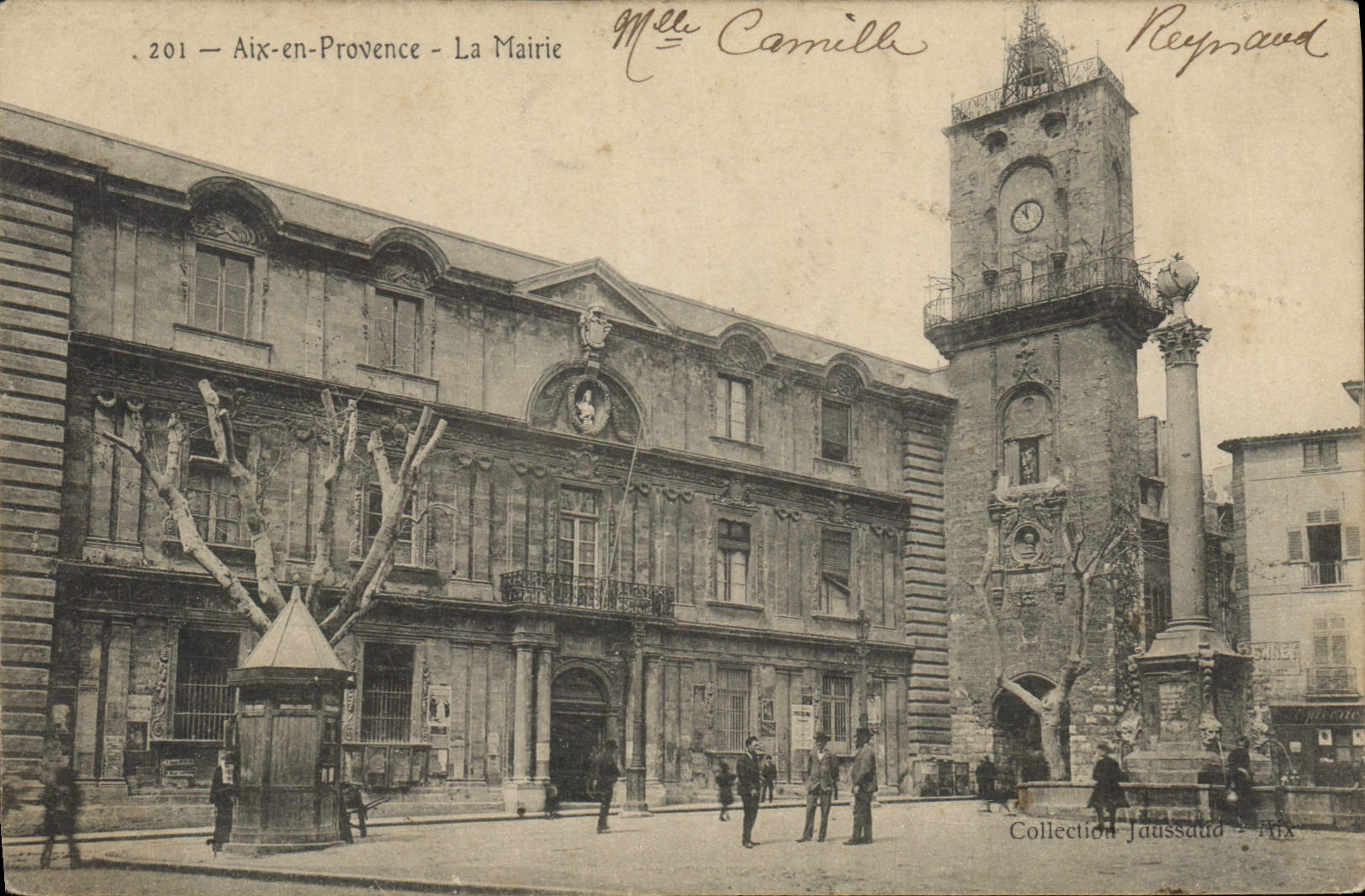 Aix-en-Provence - La Mairie — vue de la mairie et de la tour de l'horloge — éditée par Mlle Camille Reynaud