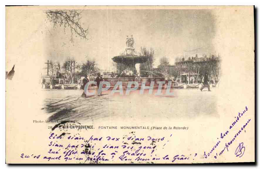 Fontaine monumentale — Place de la Rotonde — Photo-Michel Le Jourgn
