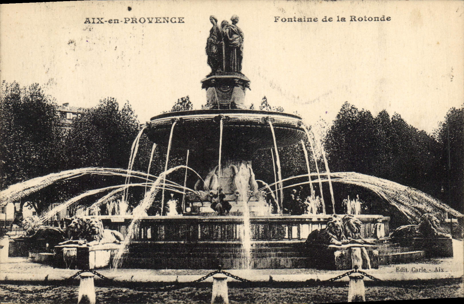 Aix-en-Provence — Fontaine de la Rotonde — Edit Carle - Aix