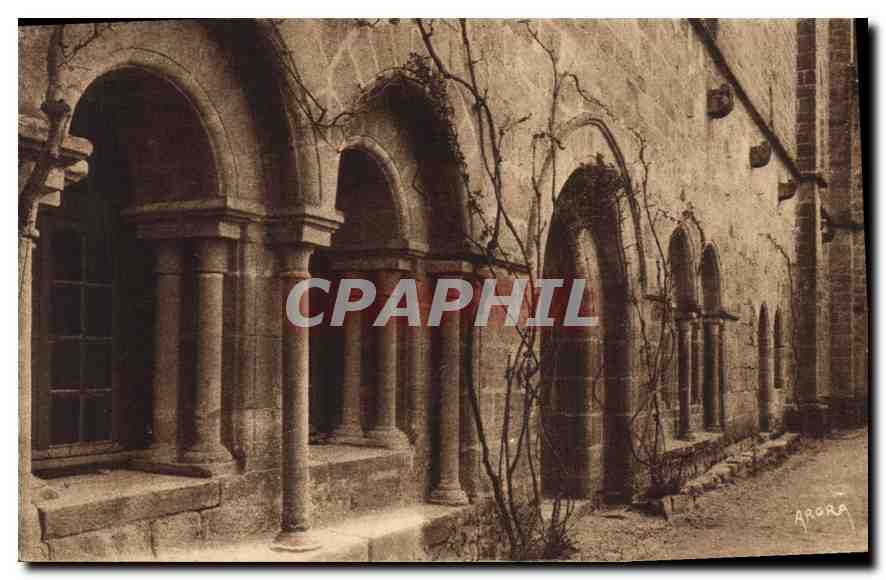 CPA Obazine Correze Abbaye Cistercienne Vestiges du Cloitre 