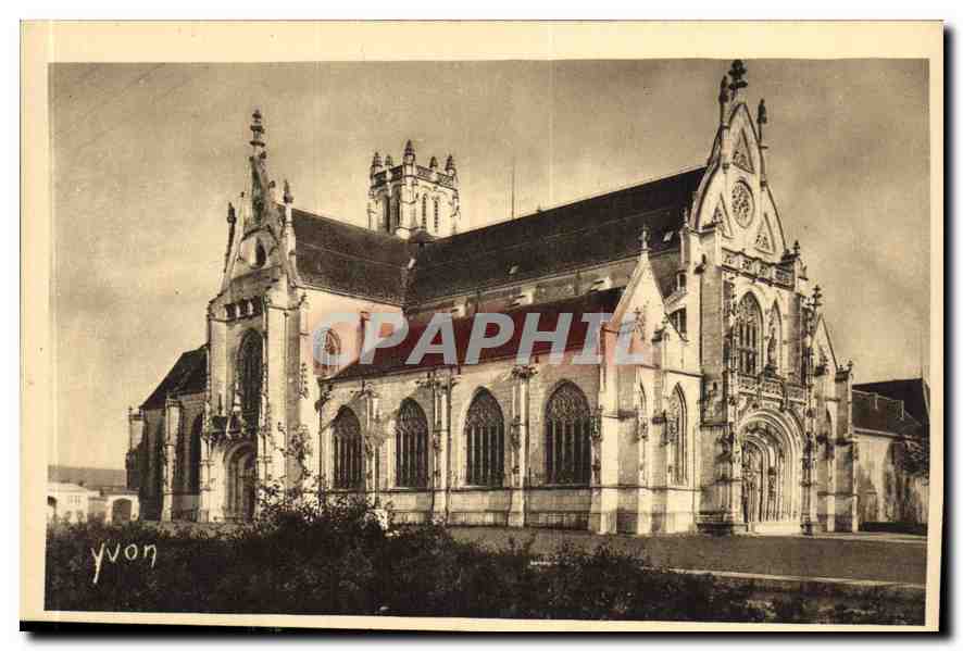 CPA La Douce France Bourg Ain Eglise de Brou Vue d'ensemble 