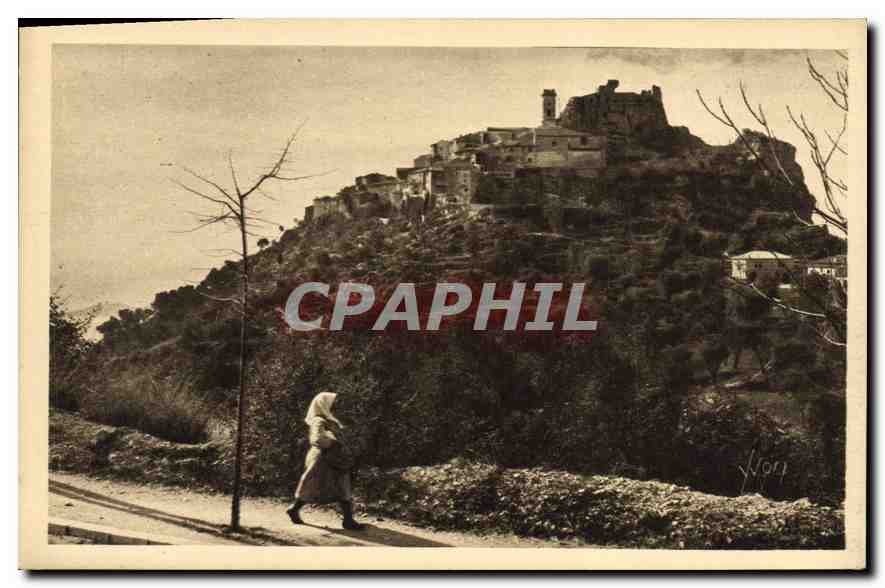 CPA La Douce France Cote d'Azur Eze AM Le Village vu de la Route de la Grande Corniche 