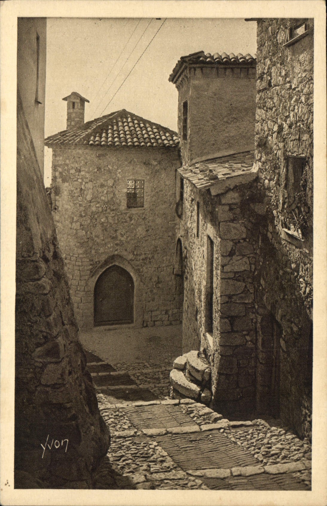 CPA La Douce France Cote d'Azur Eze AM Vieille Maison 