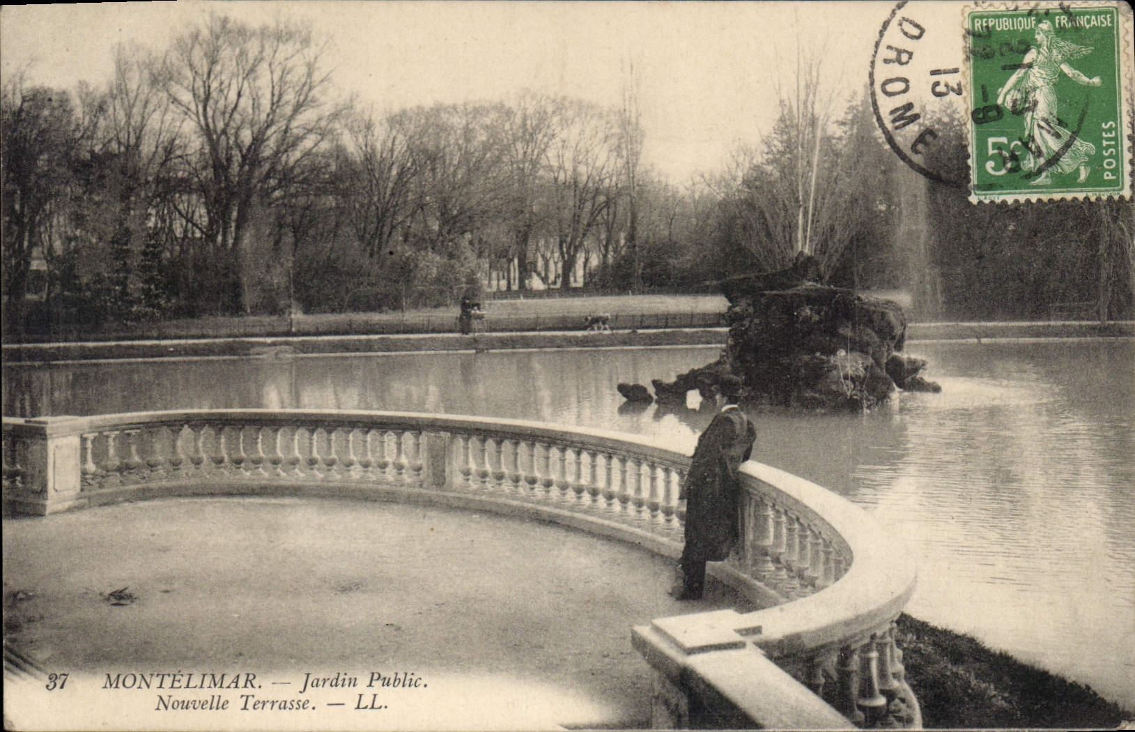 Montélimar — Jardin Public. Nouvelle Terrasse — LL. n°37