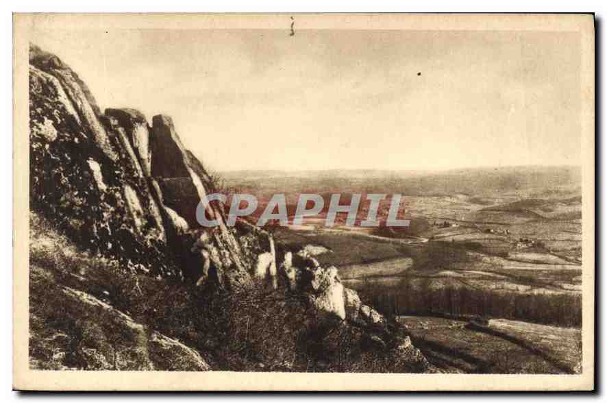 Château-Chinon (Nièvre) — Les rochers du vieux Château (alt. 609 m.) et la Vallée de l'Yonne — Edit. Montaron