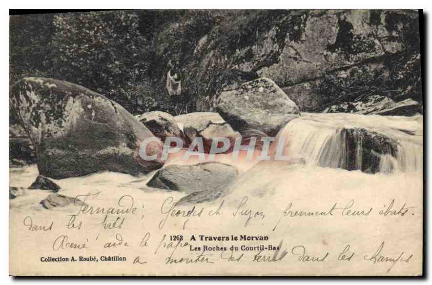 CPA A travers le Morvan Les Roches du Courtil Bas 