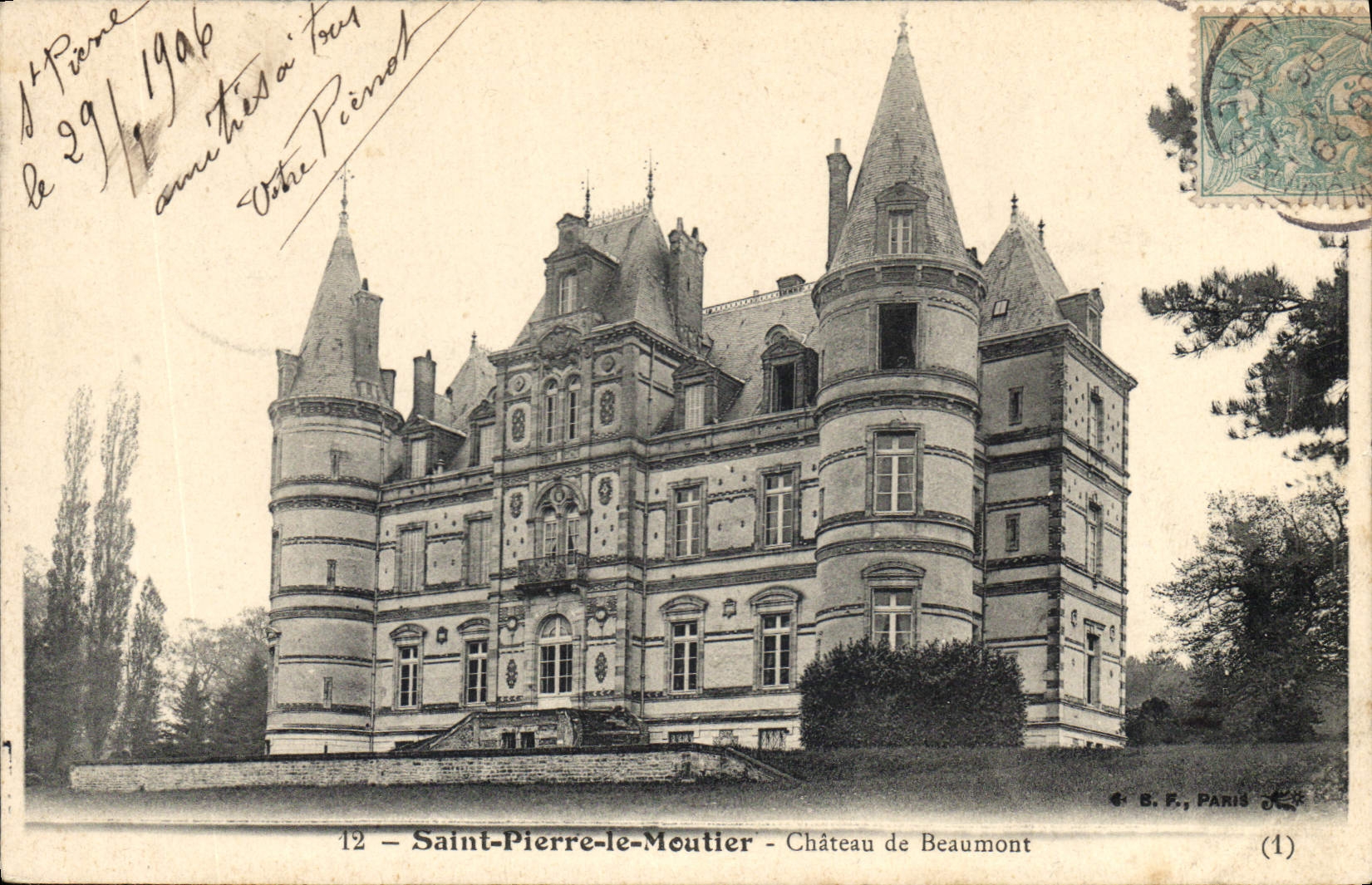 CPA Saint Pierre le Moutier Chateau de Beaumont 