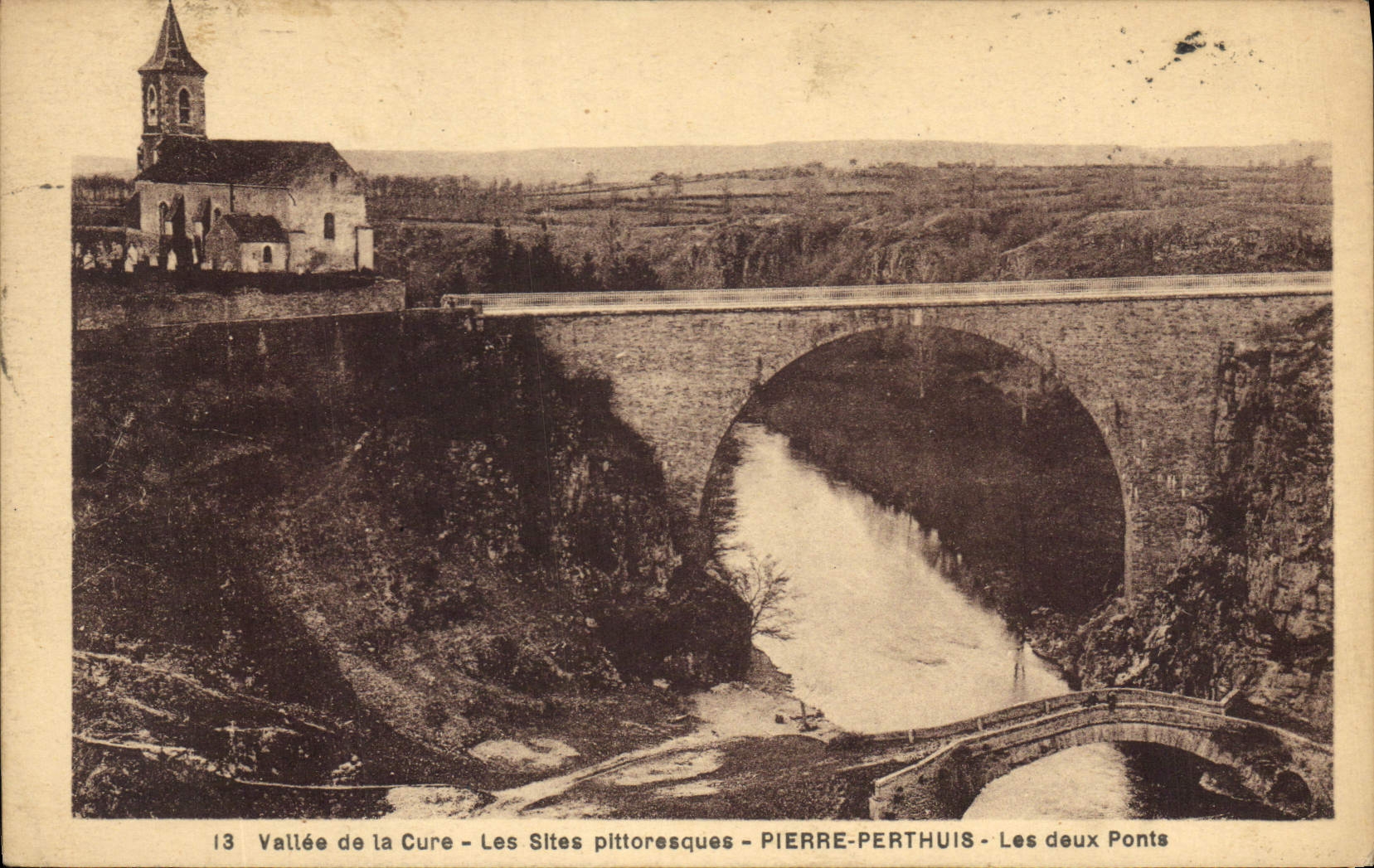 CPA Vallee de la Cure Les Sites Pittoresque Pierre Perthuis Les deux Ponts 