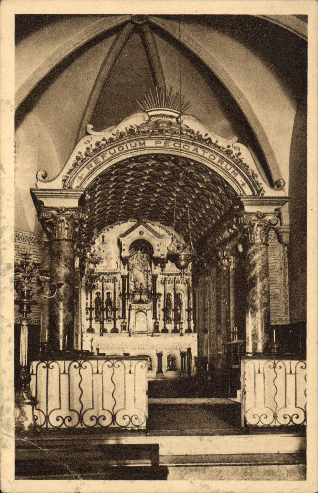 Sanctuaire du Laus (Hautes-Alpes) — Sanctuaire de la Basilique — éditeur CPAPHIL, n°15