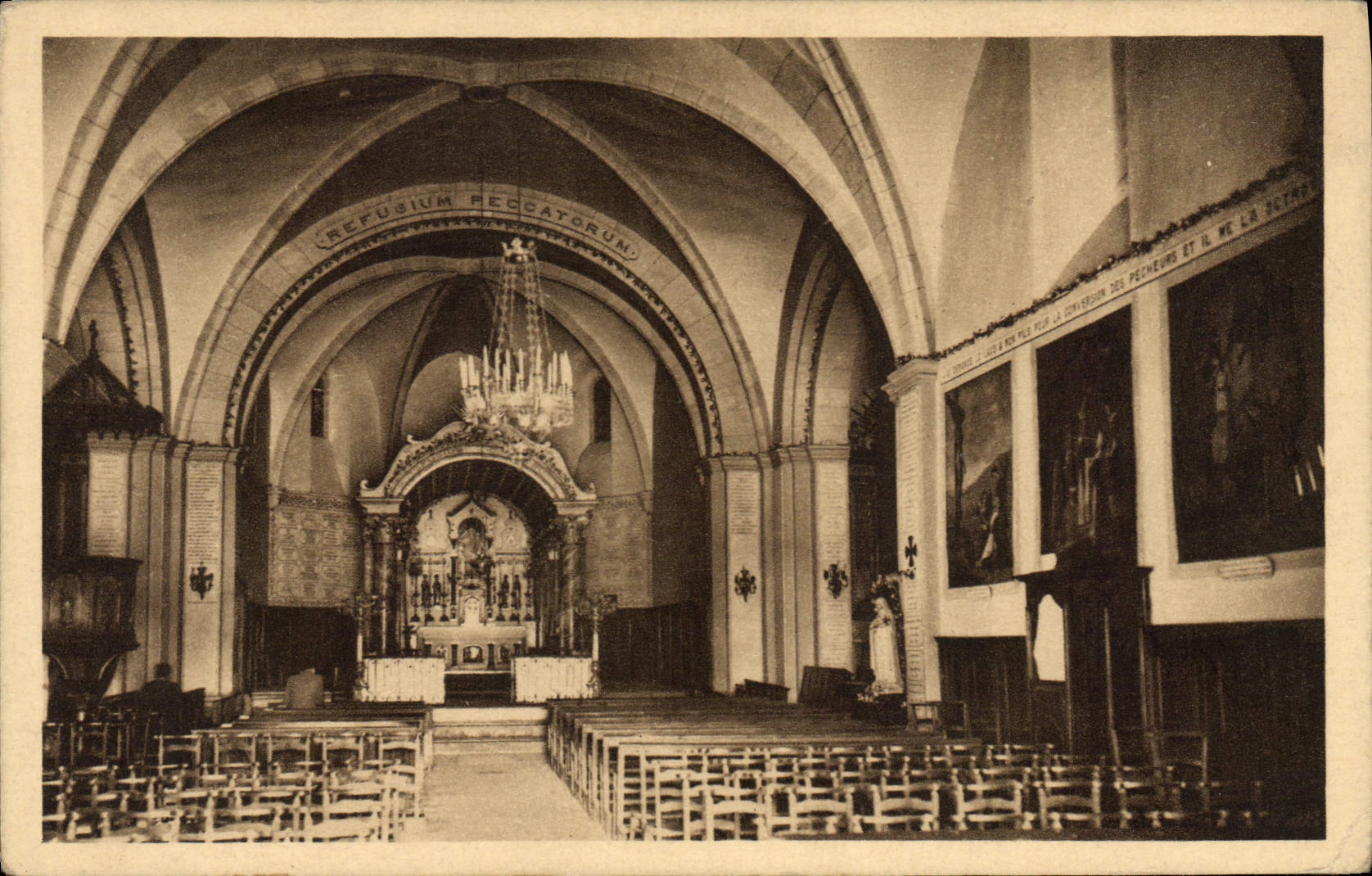 Intérieur de la Basilique Notre-Dame du Laus (Monts-Alpes) — éditeur anonyme, n° 17