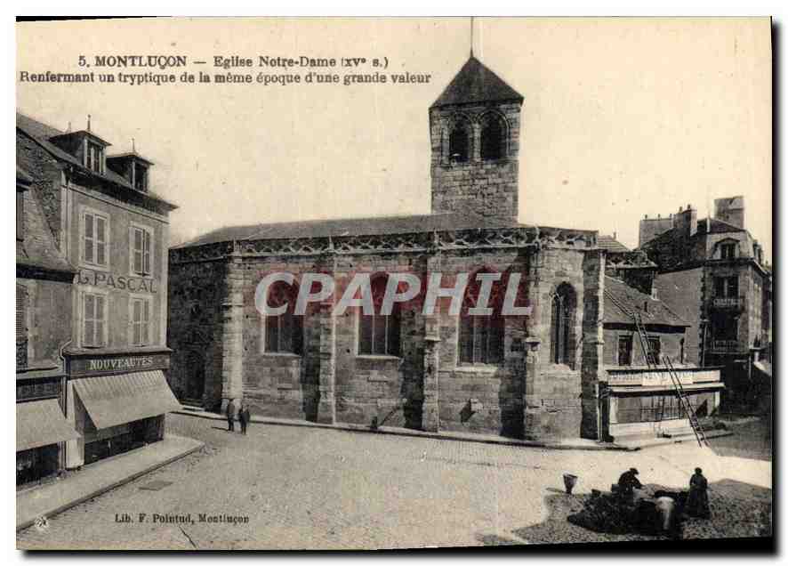 CPA Montlucon Eglise Notre Dame Renfermant un tryptique de la meme epoque d'une grande valeur 