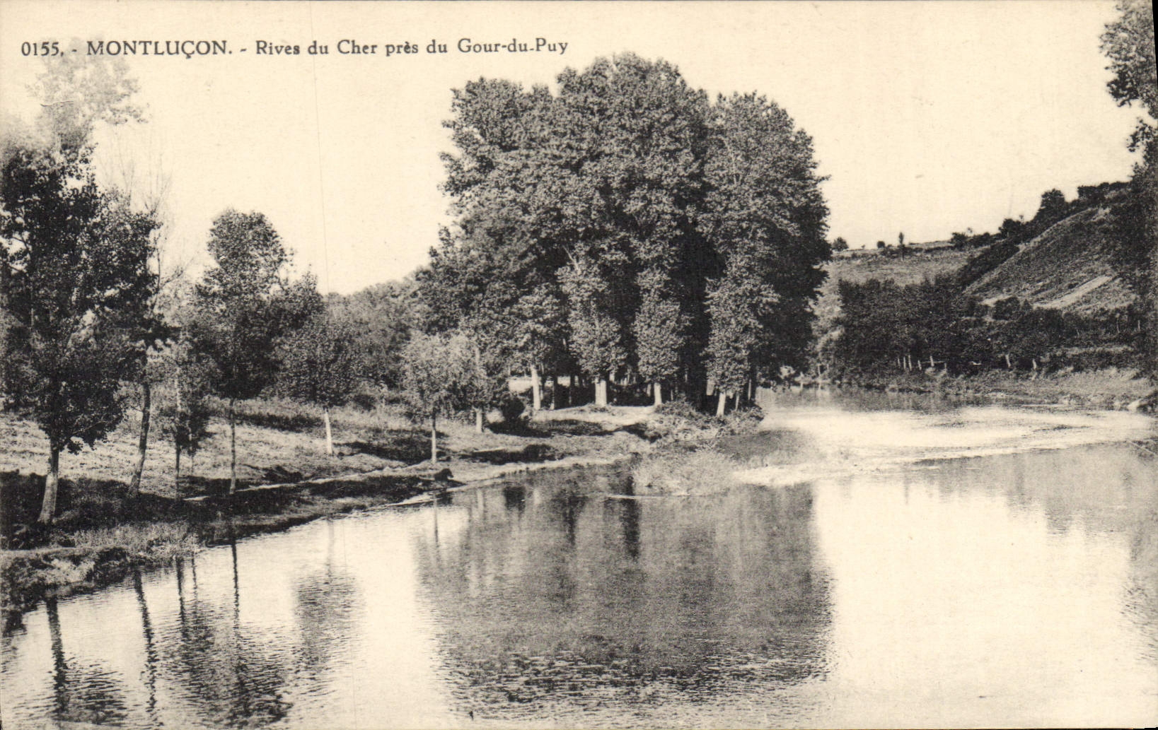 CPA Montlucon Rives du Cher pres du Gour du Puy 