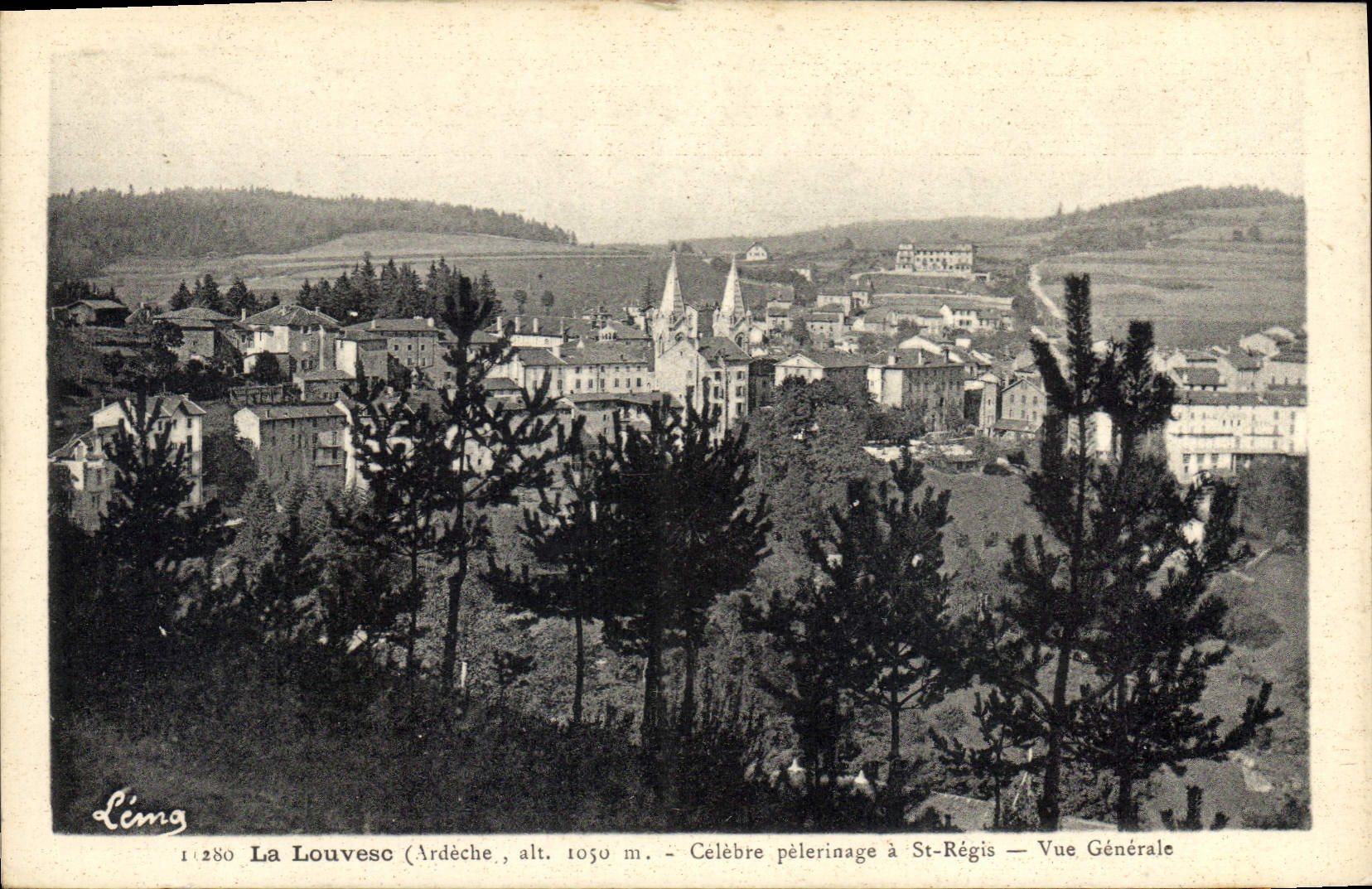 CPA La Louvesc Ardeche Celebre pelerinage a St Regis Vue Generale 