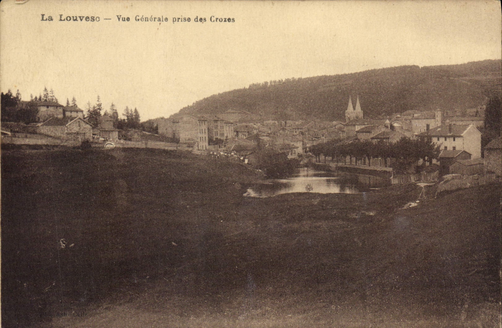 La Louvesc — Vue Générale prise des Crozes — Impr. Phot. A. Thomas et H. Rastrelli, Toulouse