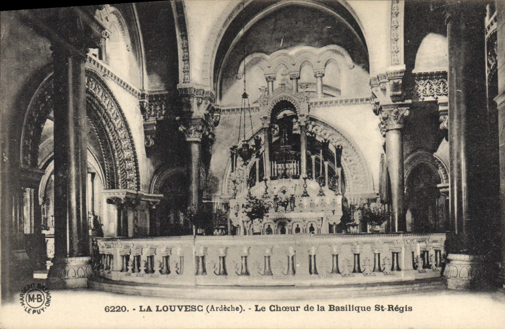 La Louvesc (Ardèche) — Le Chœur de la Basilique St-Régis — Éditions Marguerit-Bremont, Le Puy