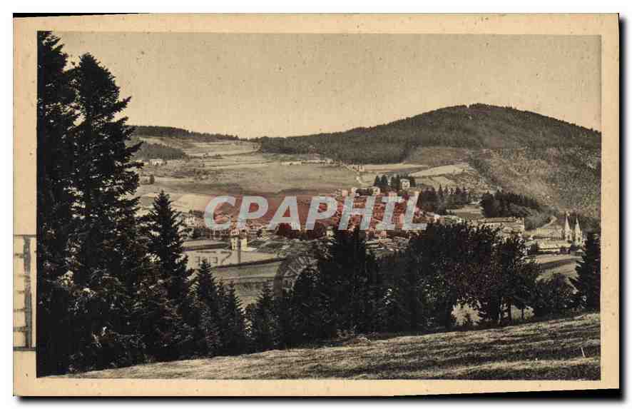 La Louvesc (Ardèche) — Vue générale — Grand-Lieu, Quartier de la Fontaine et Mont-Chaix
