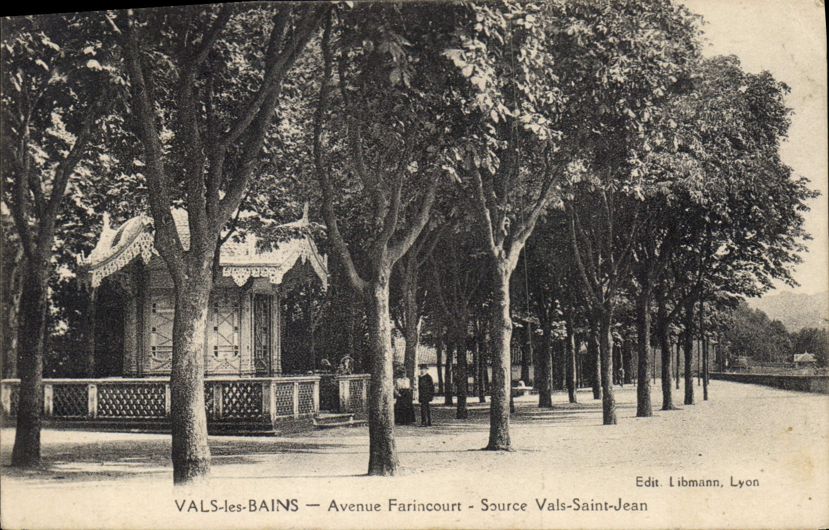 CPA Vals les Bains Avenue Farincourt Source Vals Saint Jean 