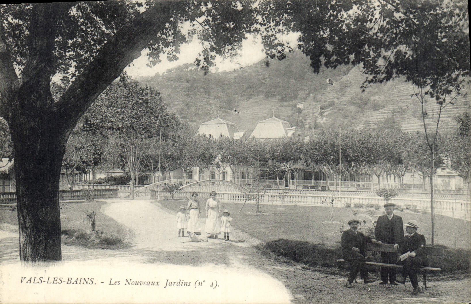 Vals-les-Bains - Les Nouveaux Jardins (n° 2) — éditeur non visible