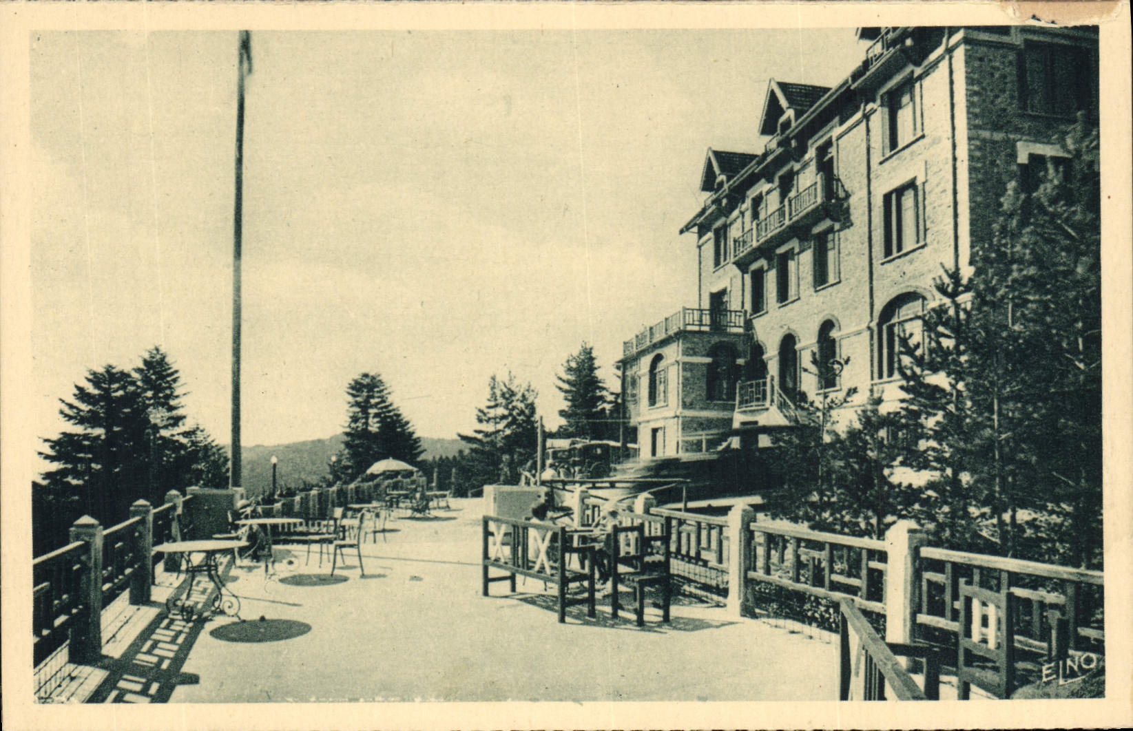 Hôtel du Mont Besset — Station de villégiature, de cure d'air et d'altitude — Édition d'Art Léon Margerit