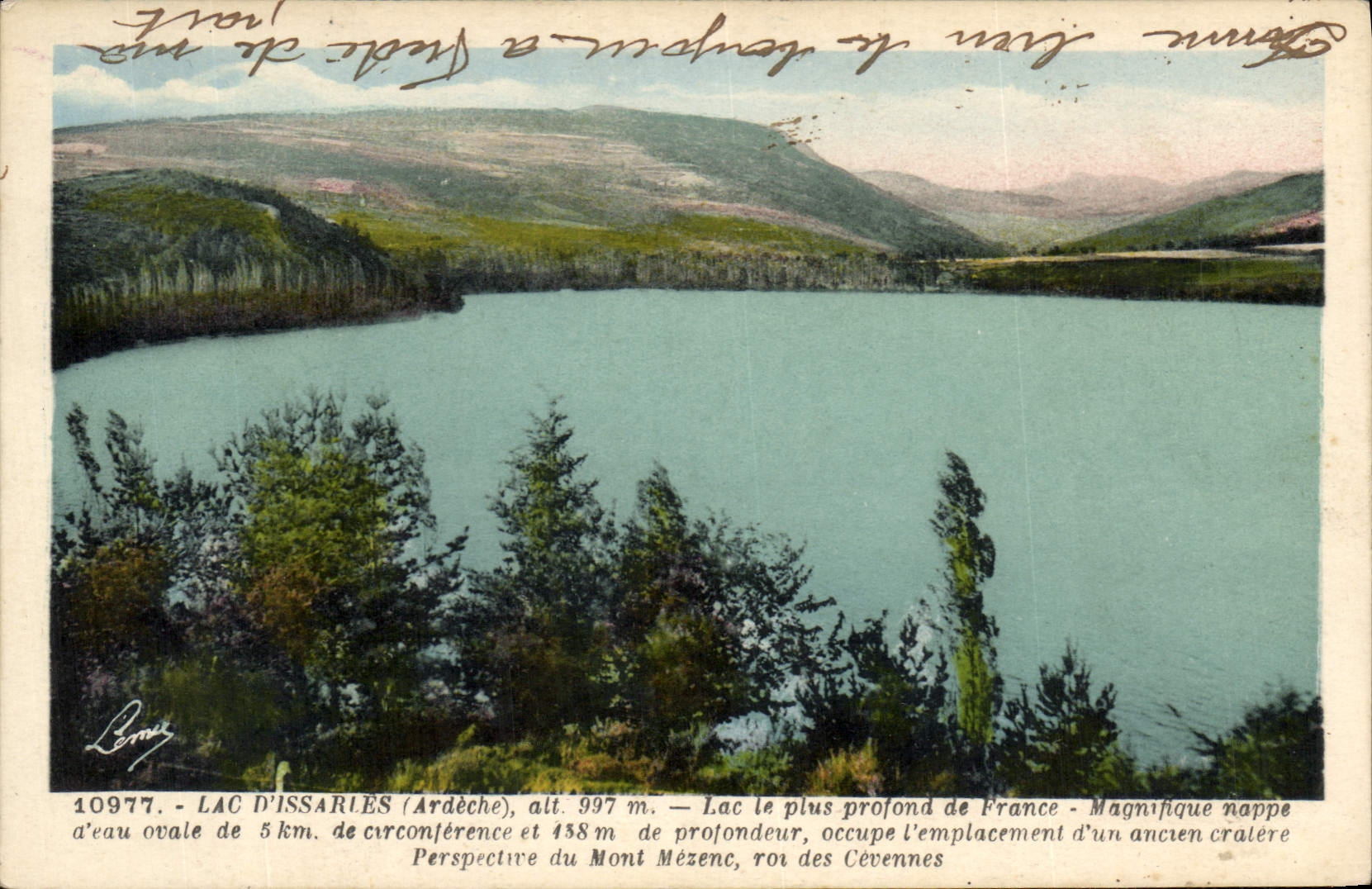 CPA Lac d'Issarles Ardeche Lac le plus profond de France 