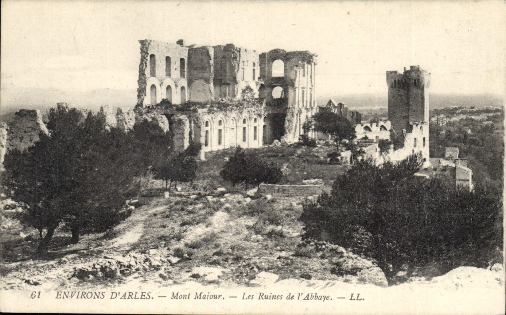 Mont Majour — Les Ruines de l'Abbaye — LL. — N°61