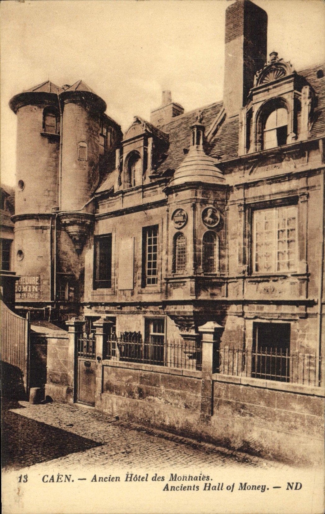 CPA Caen ancien hotel des Monnaies 
