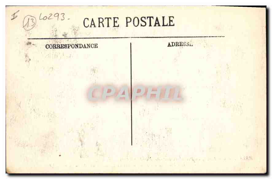CPA Arles les Arenes les Tours furent transformes en Citadelle au Moyen Age  — Verso